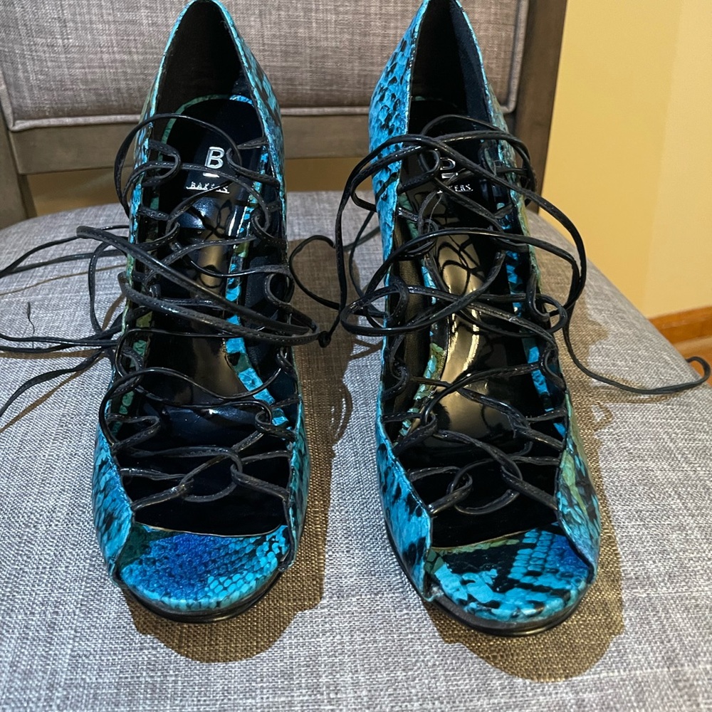 Bakers Heels!! - Picture 2 of 3